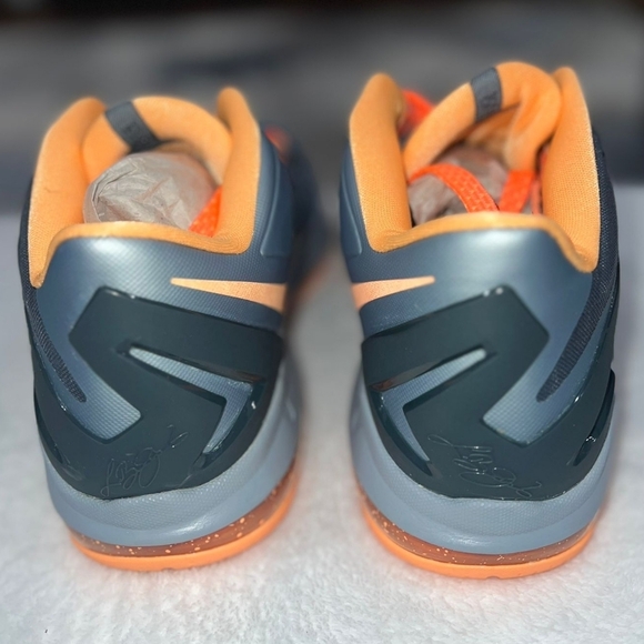 NIKE MAX Lebron XI 11 Low- Men's Size 11 Magnet Grey 642849-002 NIB - Picture 6 of 9